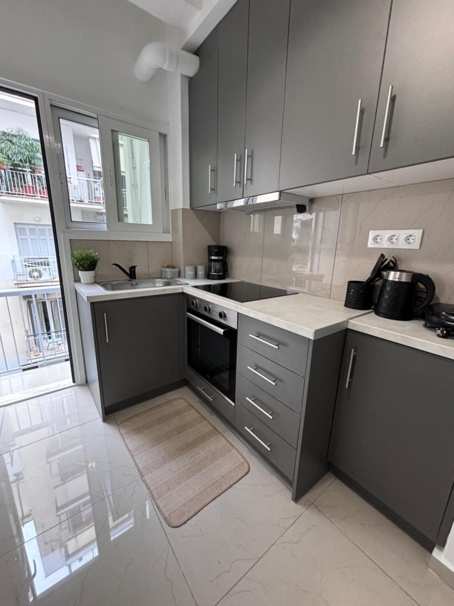 Cozy Apartment In The Heart Of Афіни Екстер'єр фото